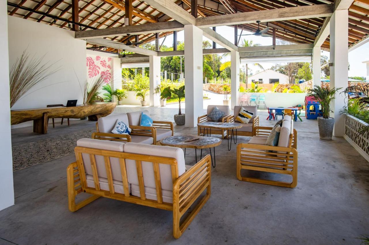 You&Me Resort Pagoda Beach ภายนอก รูปภาพ