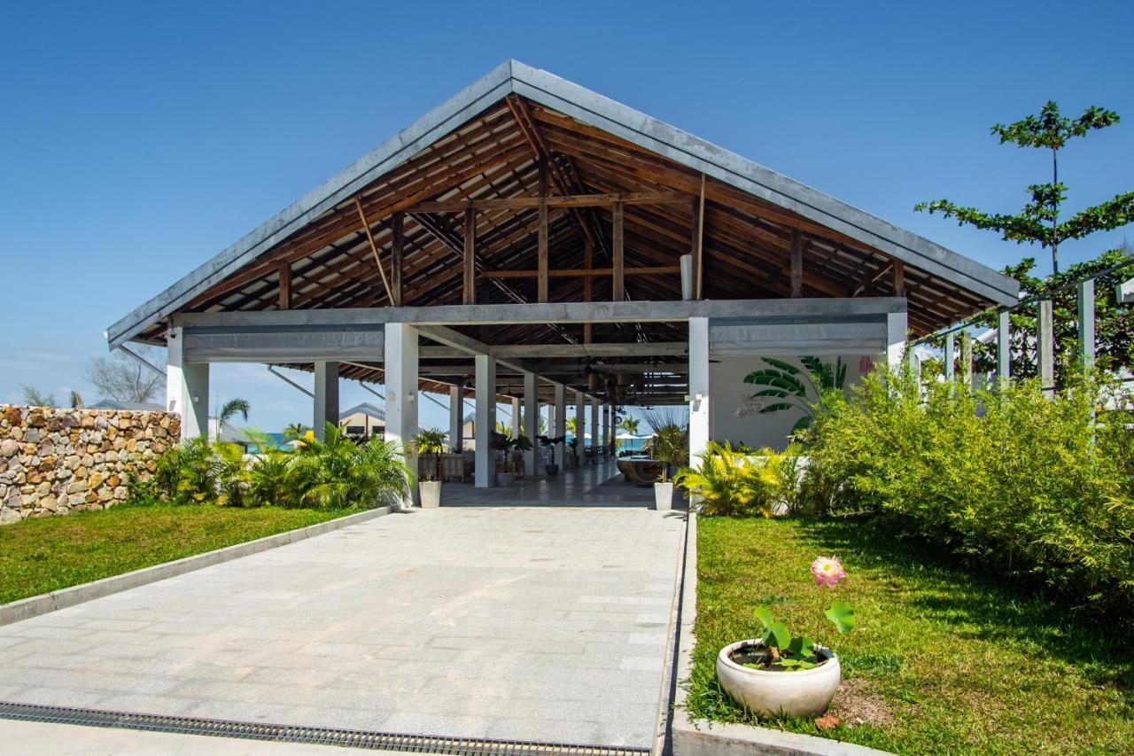You&Me Resort Pagoda Beach ภายนอก รูปภาพ