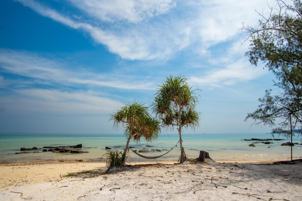 You&Me Resort Pagoda Beach ภายนอก รูปภาพ