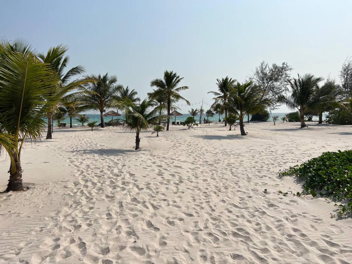 You&Me Resort Pagoda Beach ภายนอก รูปภาพ